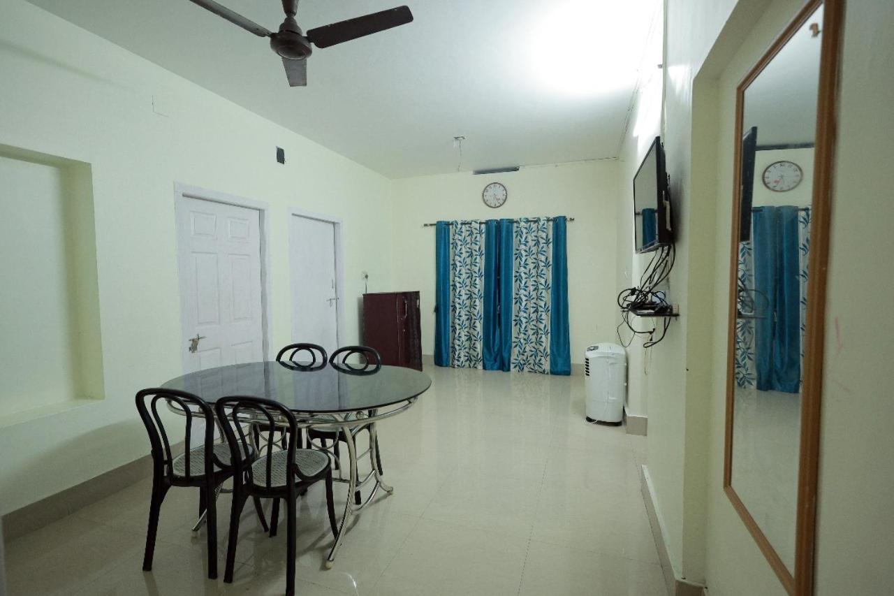 Toms Villa Along National Highway Thrissur At Nadathara Zewnętrze zdjęcie