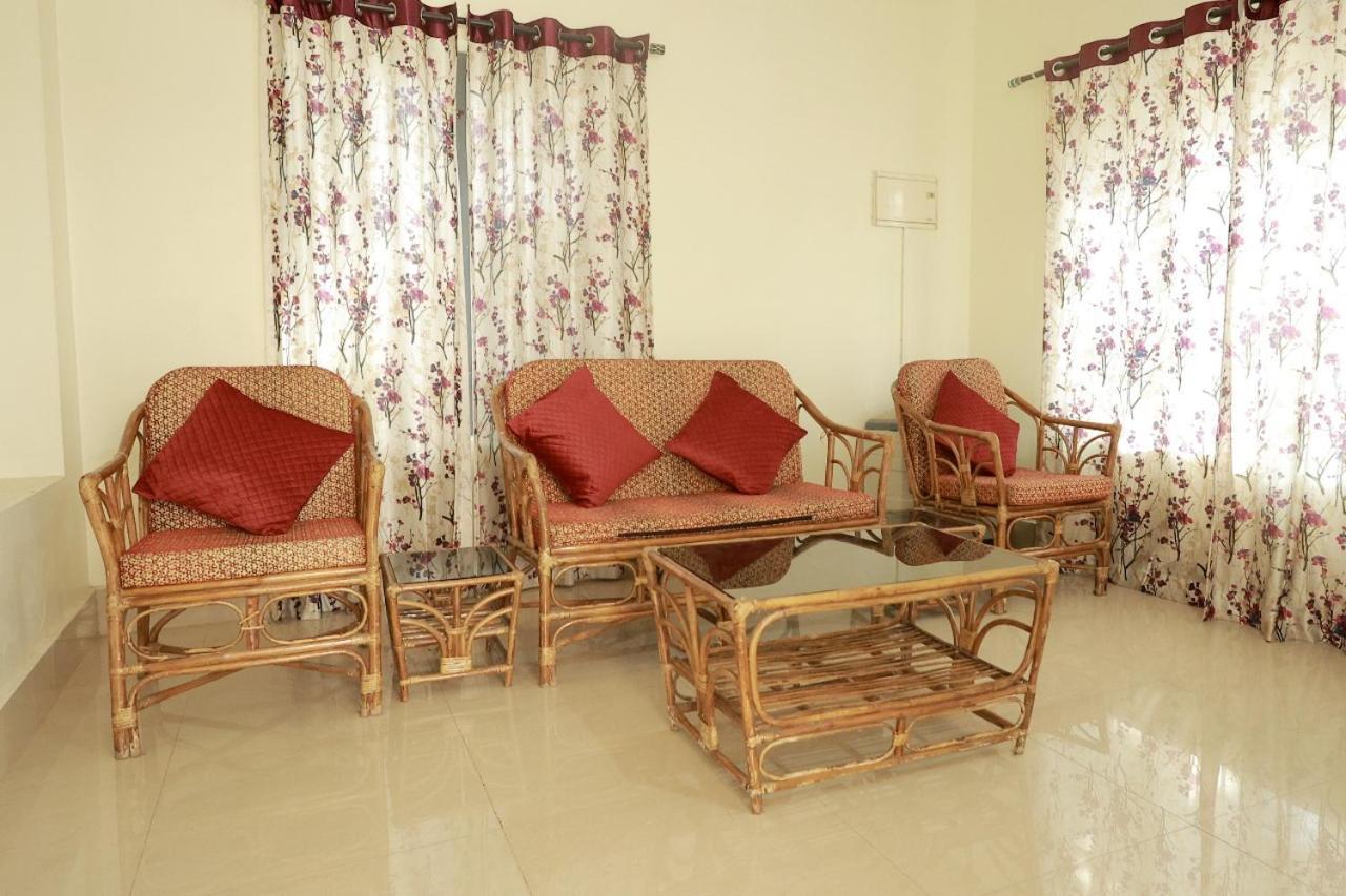 Toms Villa Along National Highway Thrissur At Nadathara Zewnętrze zdjęcie